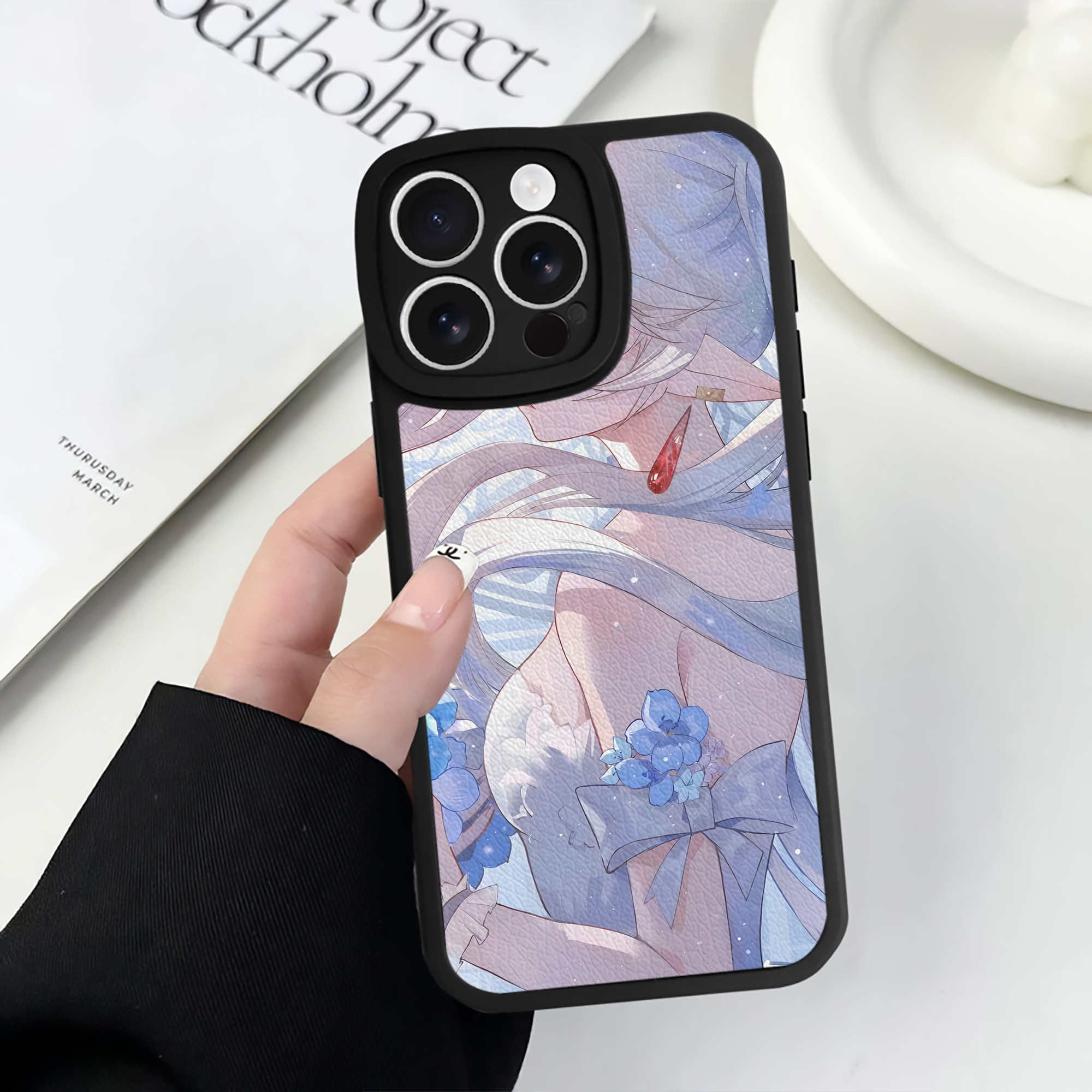 （画像用） 葬送のフリーレン Frieren 【iPhone 16シリーズ対応】シリコンスマホケース（レザー調） 材質：シリコン